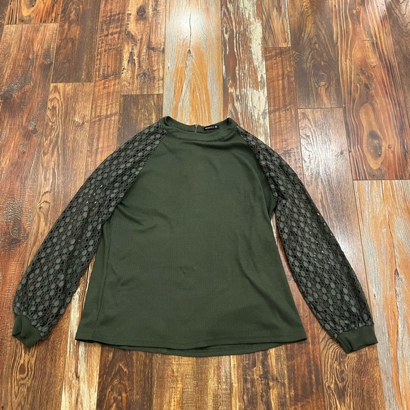 MILHOLL ladies size XL casual, long, sleeved, waffle knit top with lace sleeves - Picture 6 of 8